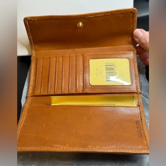 Dooney & Bourke Florentine Leather Continental Clutch Natural - Picture 2 of 4